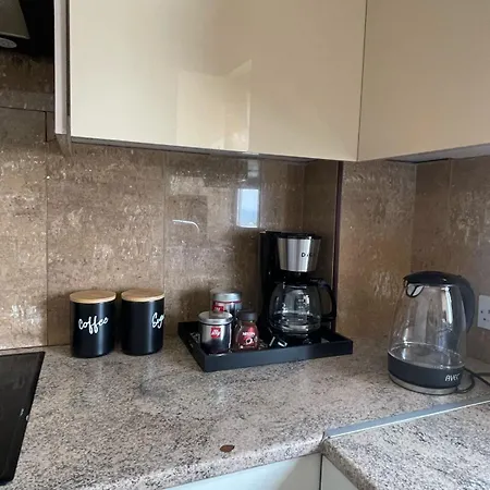 2br Seaview In Prime Location 1 Min From Sea 아파트 라르나카