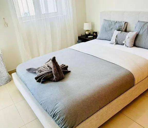 2br Seaview In Prime Location 1 Min From Sea Ларнака