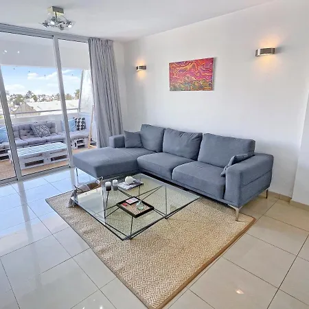 2br Seaview In Prime Location 1 Min From Sea * Larnaca