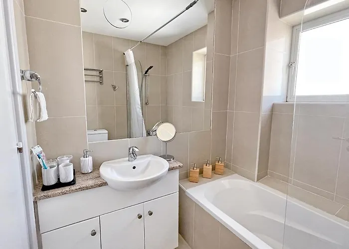 2br Seaview In Prime Location 1 Min From Sea Διαμέρισμα