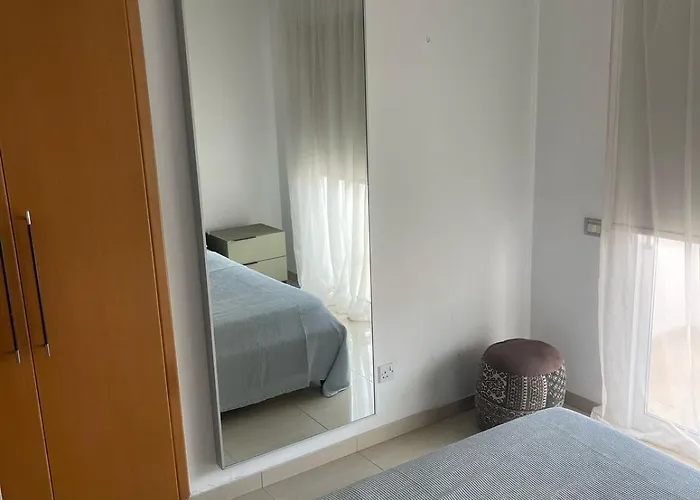 2br Seaview In Prime Location 1 Min From Sea Διαμέρισμα *